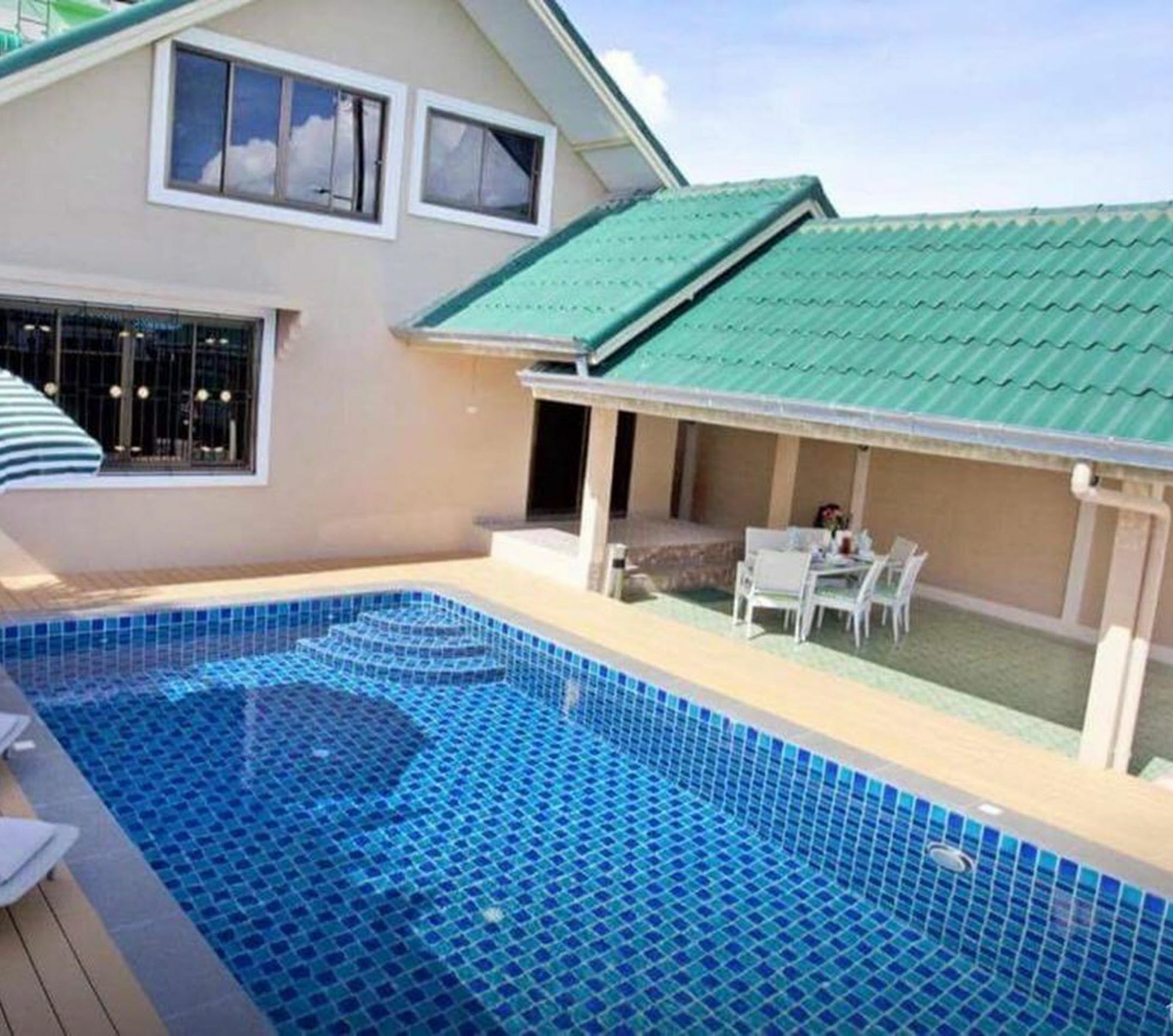 Pool Villa Tanzanite Near Walking Street Pattaya Εξωτερικό φωτογραφία